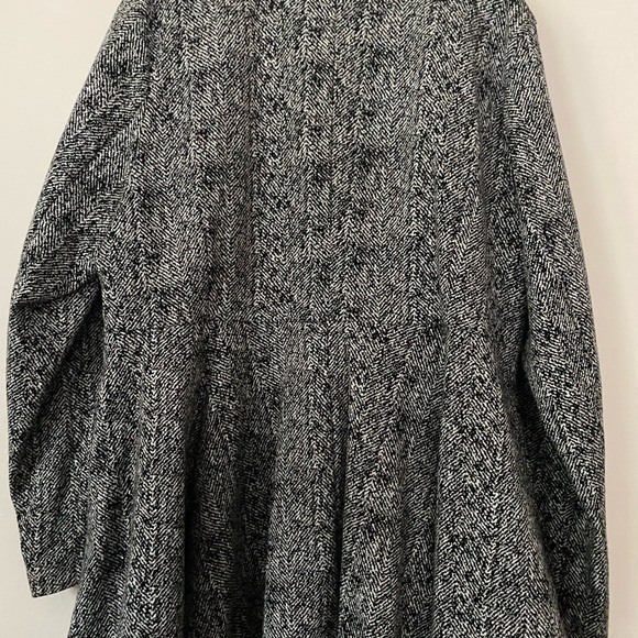 TORRID - Black and White Textured Peplum Jacket - Picture 4 of 6